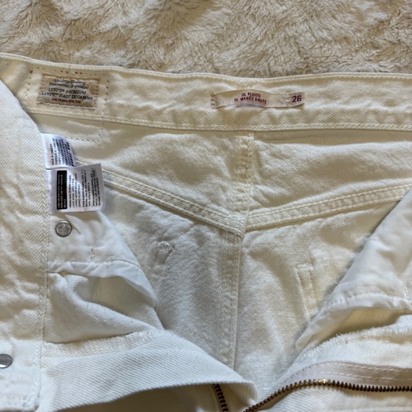 Levi's  Premium XL Flood Women's Cream Wide Leg Jeans SZ 26 - Picture 4 of 11